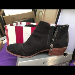 Circus black bootie